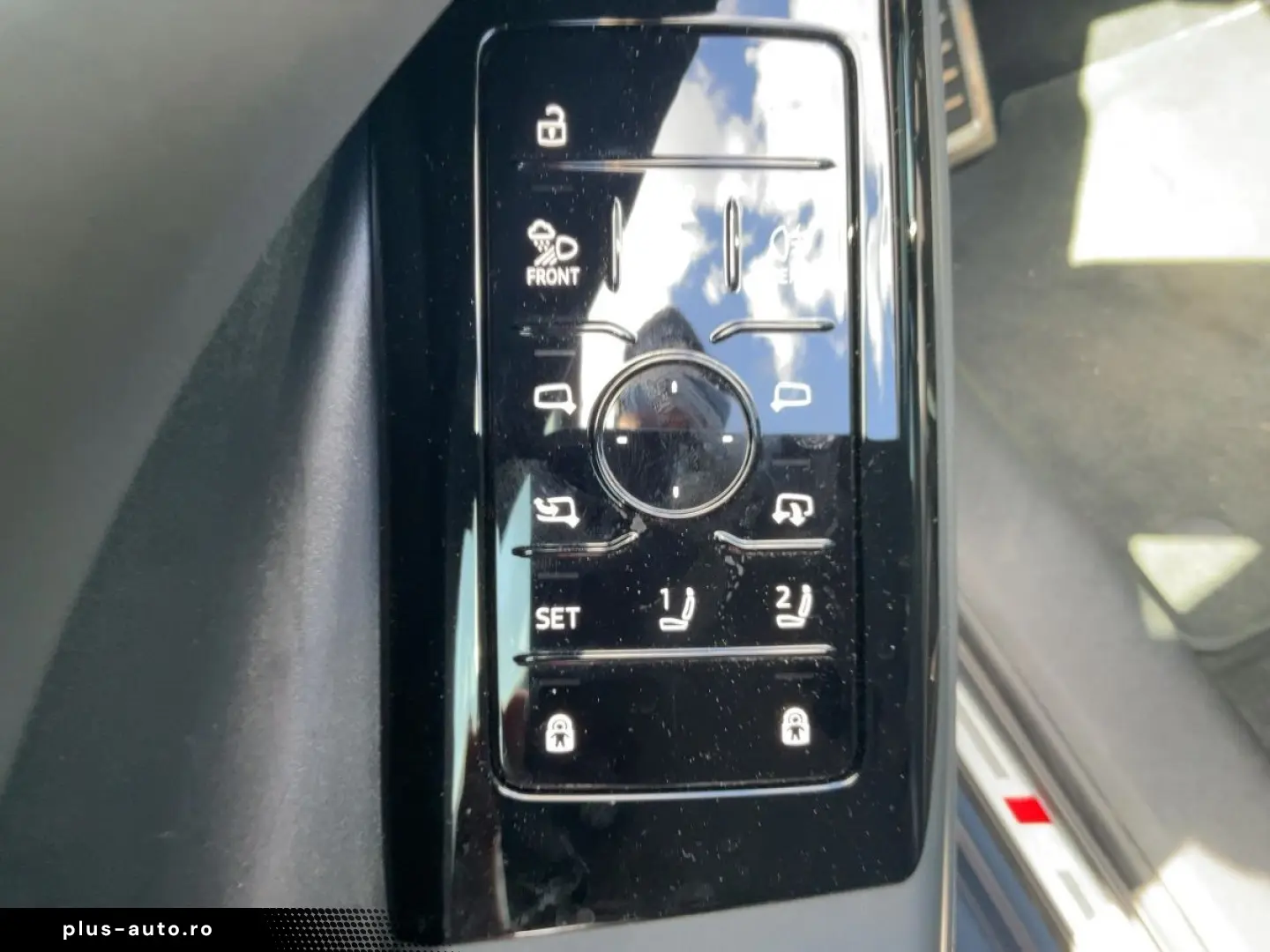 AUDI SQ6 e-tron QU MATRIX NAV HuD B&O ACC AIR PANO 21