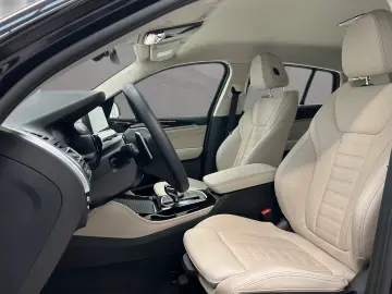 BMW X4 xDrive20d Navi AHK Head-Up Laser