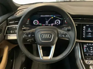 AUDI Q8 S-Line 50TDI Quattro Tiptronic AHK Luft.
