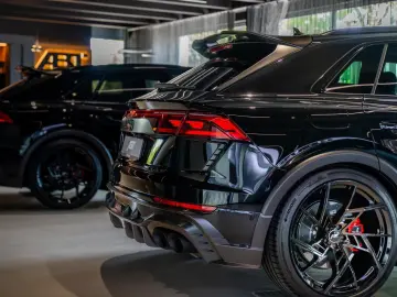 Audi RSQ8 ABT RSQ8 LE - Mythosschwarz Metallic
