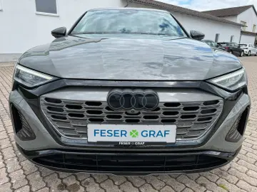 AUDI Q8 Spb. e-tron S line 55 qu. ACC AHK MATRIX PANO