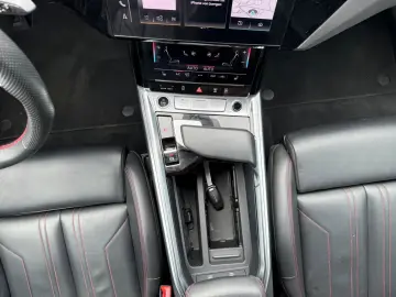 AUDI Q8 Spb. e-tron S line 55 qu. ACC AHK MATRIX PANO