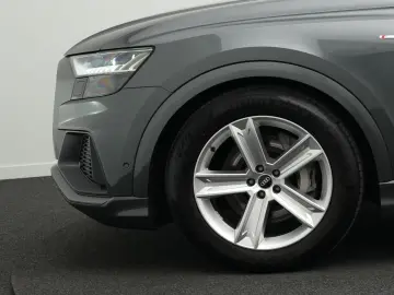 AUDI Q8 50TDI qu.  S line LUFT AHK HD-MATRIX KAM 20