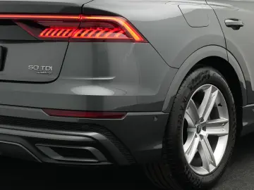 AUDI Q8 50TDI qu.  S line LUFT AHK HD-MATRIX KAM 20