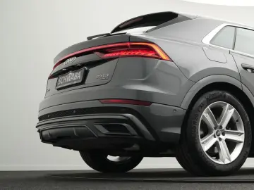 AUDI Q8 50TDI qu.  S line LUFT AHK HD-MATRIX KAM 20