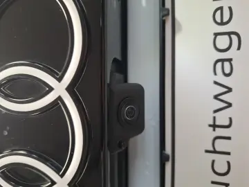 AUDI Q8 50 TDI quattro 360 HUD Pano AHK Luftfederung