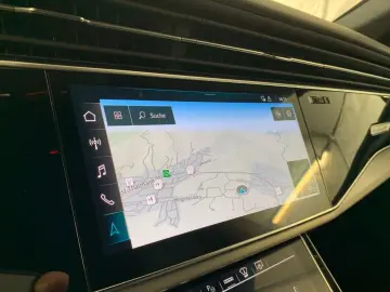 AUDI Q8 55TFSI Quattro S-Line ACC VCockp HUD Memo 21