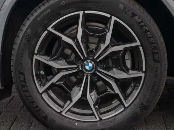 BMW X4 xDrive20i M Sportpaket AHK.
