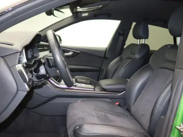 AUDI Q8 50 TDI quattro S line Matrix Navi ACC
