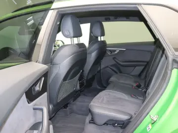 AUDI Q8 50 TDI quattro S line Matrix Navi ACC