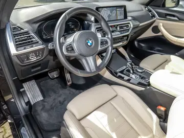 BMW X4 xDrive20d M Sport AHK HuD Pano