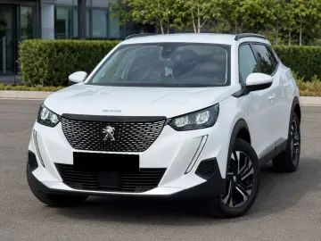 Peugeot 2008 Allure 1.2 PureTech 130 EAT8