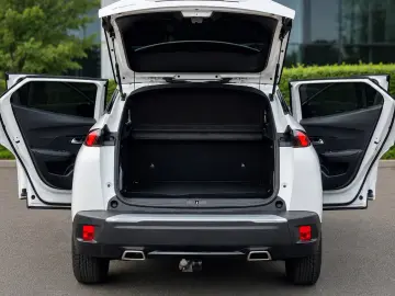 Peugeot 2008 Allure 1.2 PureTech 130 EAT8