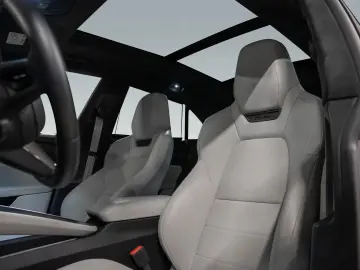 PORSCHE Macan Electric Turbo HeadUp Hinterachslenkung