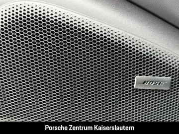 PORSCHE Macan Turbo 22-Zoll Rückfahrkamera LED-Matrix