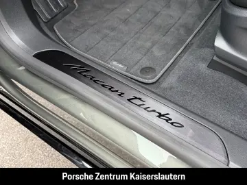 PORSCHE Macan Turbo 22-Zoll Rückfahrkamera LED-Matrix