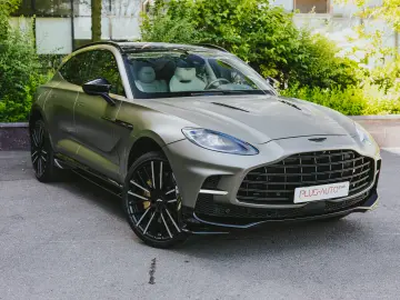 Aston Martin DBX 707