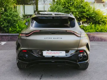 Aston Martin DBX 707