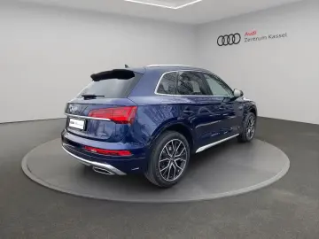 Audi Q5 40 TDI qu. S line Matrix Pano HuD AHK 360