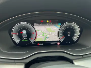 Audi Q5 40 TDI qu. S line Matrix Pano HuD AHK 360