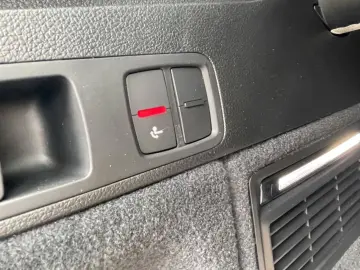 Audi Q5 40 TDI qu. S line Matrix Pano HuD AHK 360