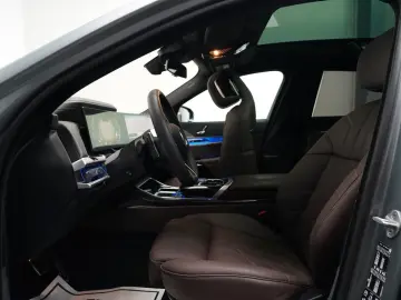 BMW 740d xDrive M Sport FOND TV EXECUTIVE 360 VOLL