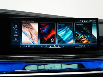 BMW 740d xDrive M Sport FOND TV EXECUTIVE 360 VOLL