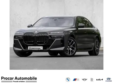 BMW 740d xDrive M Sport PANO ACC 360 KAM RFK NAVI