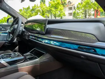 BMW 740d xDrive M  Full Option  TV Bildschirm