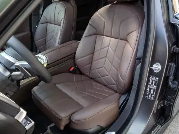 BMW 740d xDrive M  Full Option  TV Bildschirm