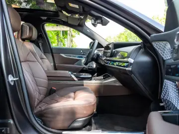 BMW 740d xDrive M  Full Option  TV Bildschirm