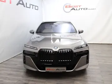 BMW 740 d xDrive M Sport B&W Found-Entertainment
