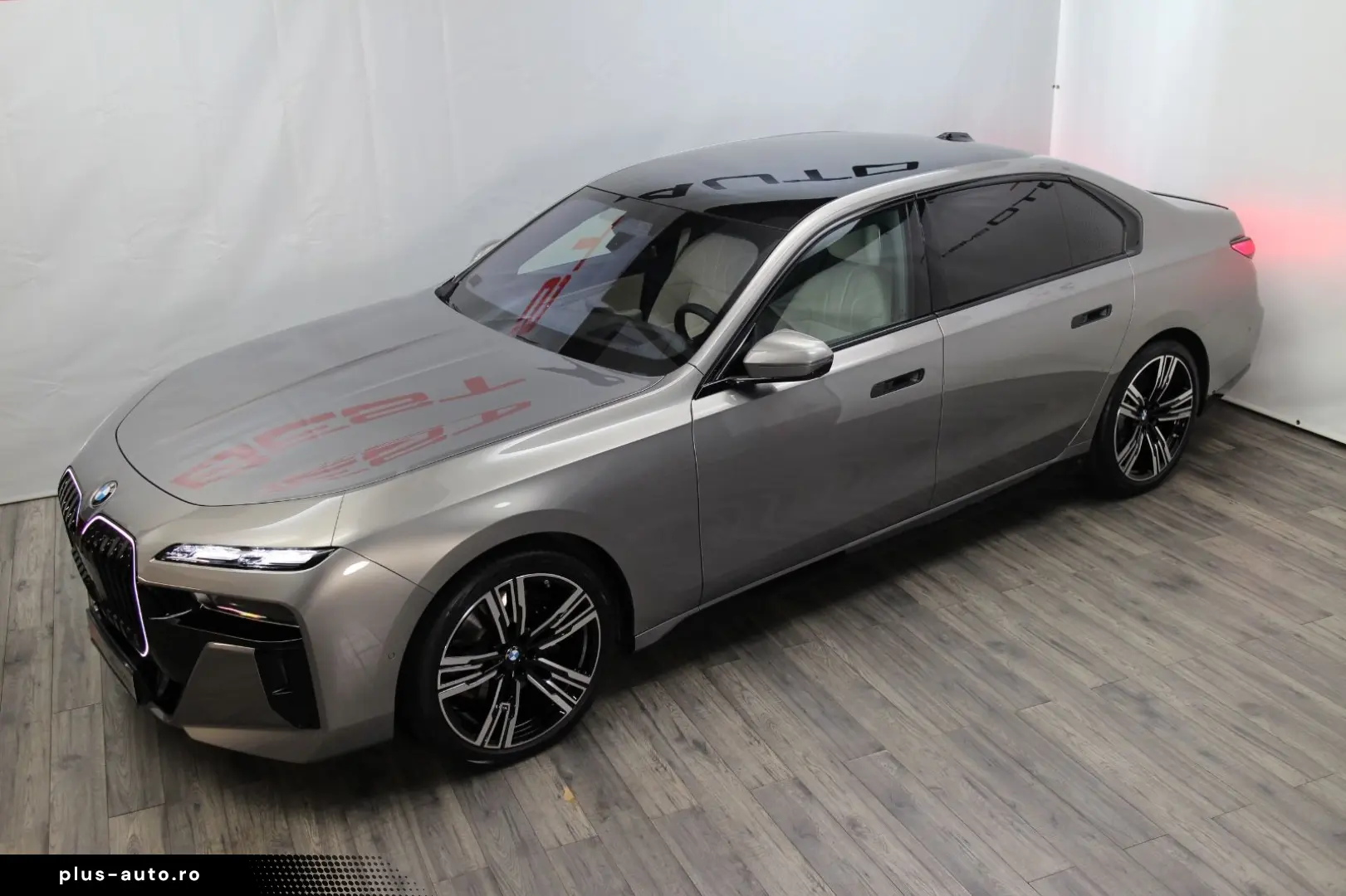 BMW 740 d xDrive M Sport B&W Found-Entertainment