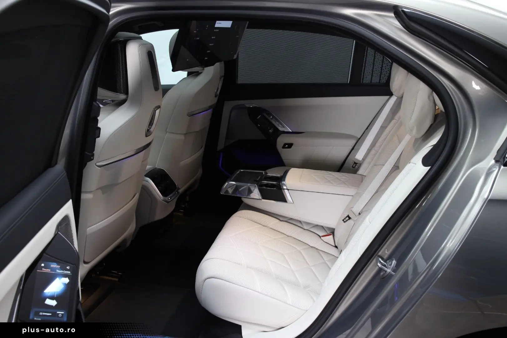 BMW 740 d xDrive M Sport B&W Found-Entertainment