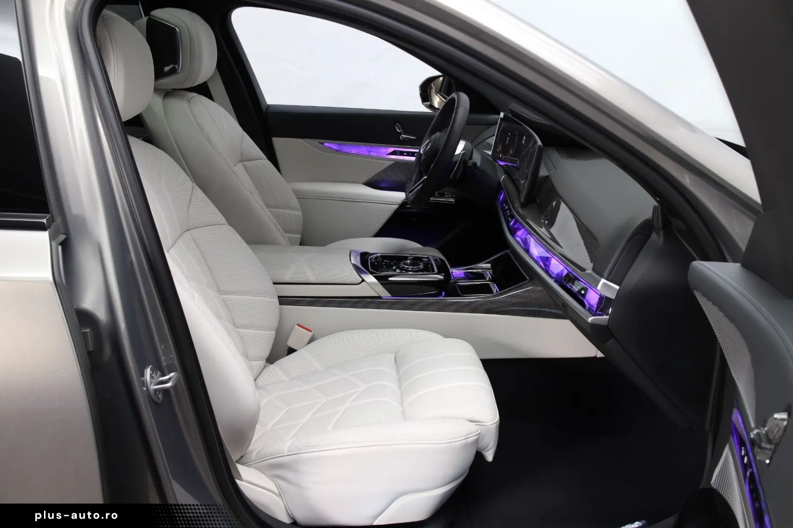 BMW 740 d xDrive M Sport B&W Found-Entertainment