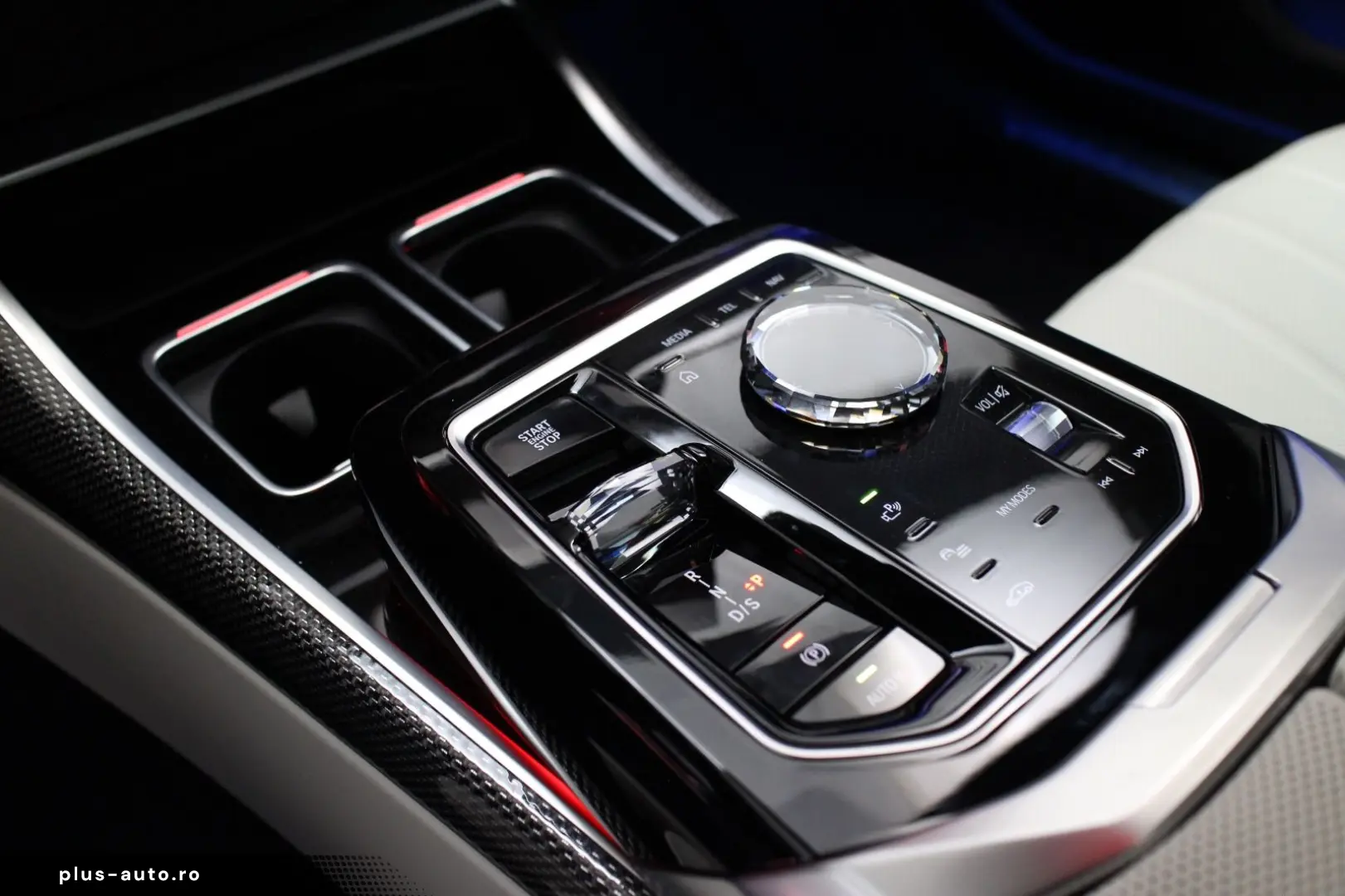 BMW 740 d xDrive M Sport B&W Found-Entertainment