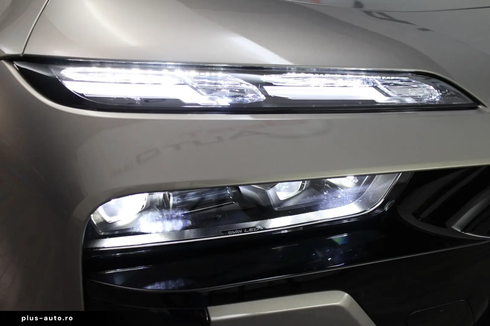 BMW 740 d xDrive M Sport B&W Found-Entertainment