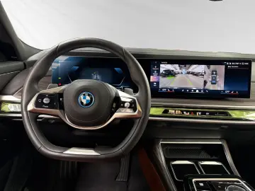BMW 750e xDrive Lr. 1.098 - br. o.Anz. 48Mon 10`Km p
