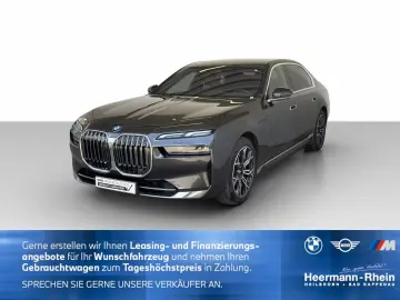 BMW 750e xDrive Lim. Executive Lounge LiveCock.Innv.