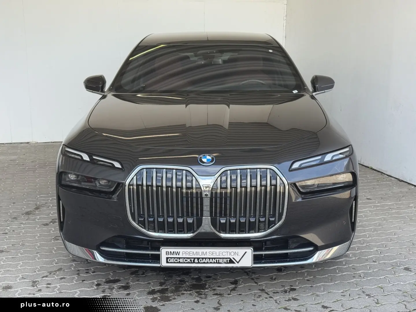 BMW 750e xDrive Lim. Executive Lounge LiveCock.Innv.
