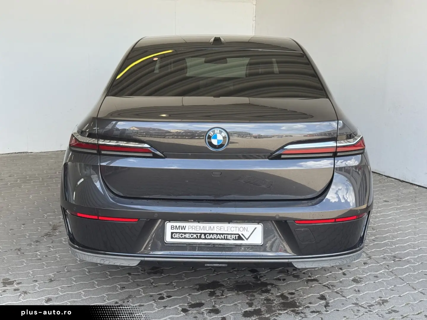 BMW 750e xDrive Lim. Executive Lounge LiveCock.Innv.