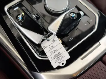 BMW 750e xDrive Lim. Executive Lounge LiveCock.Innv.