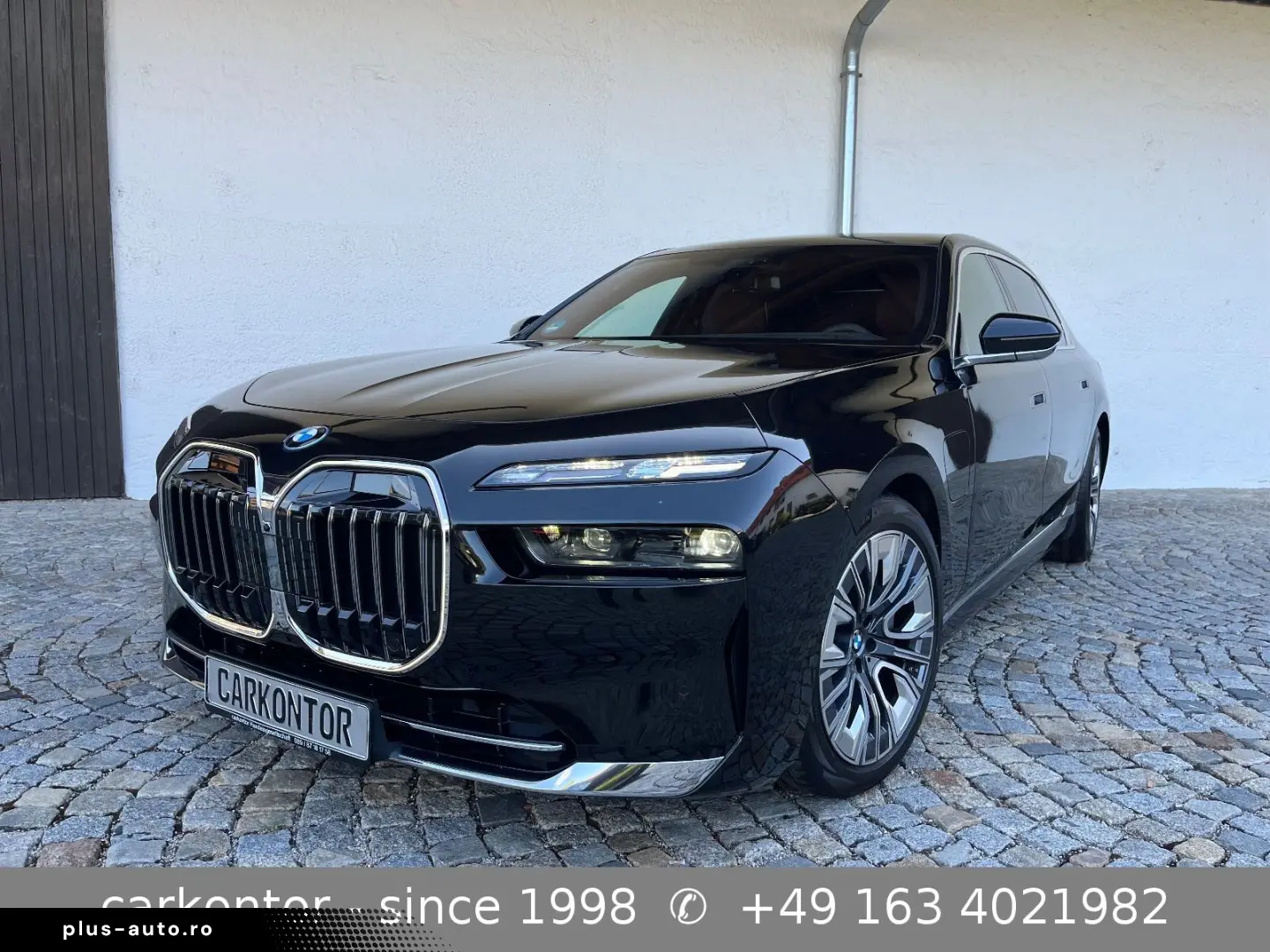 BMW 750e xDrive  FOND ENTERTAIN LOUNGE SEAT DIAMOND