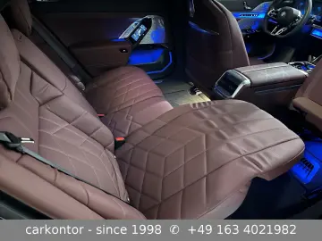 BMW 750e xDrive  FOND ENTERTAIN LOUNGE SEAT DIAMOND