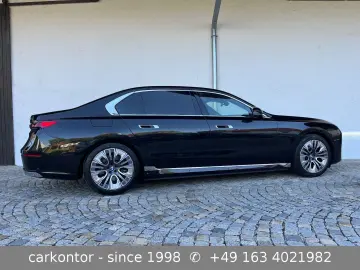 BMW 750e xDrive  FOND ENTERTAIN LOUNGE SEAT DIAMOND