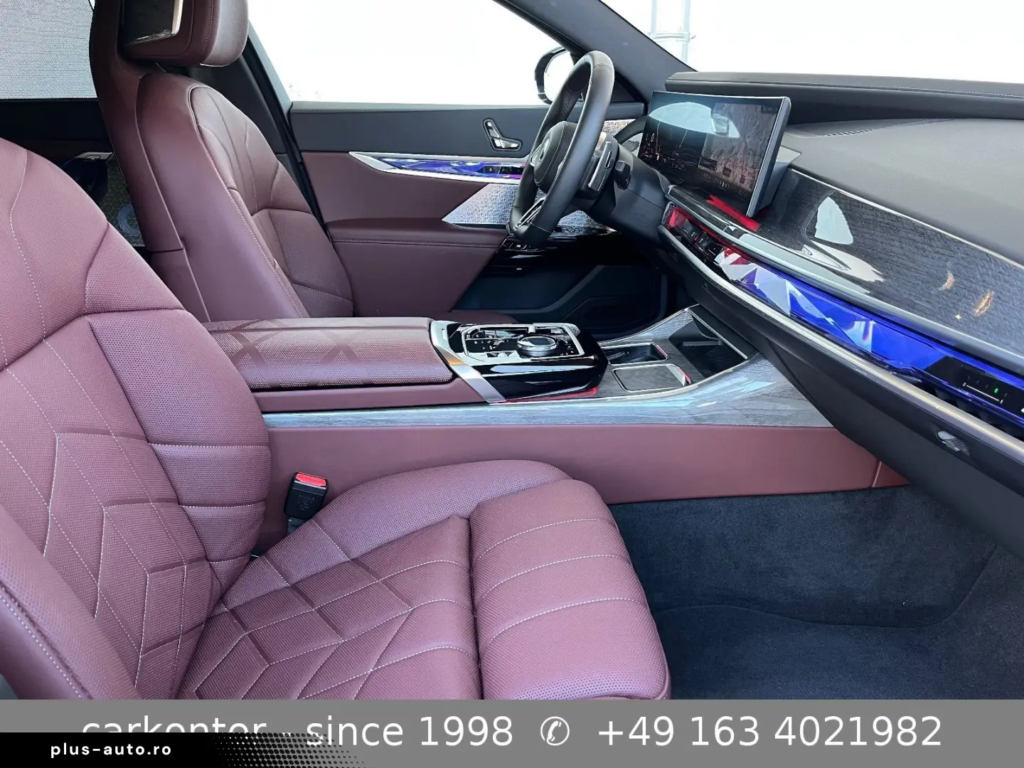 BMW 750e xDrive  FOND ENTERTAIN LOUNGE SEAT DIAMOND