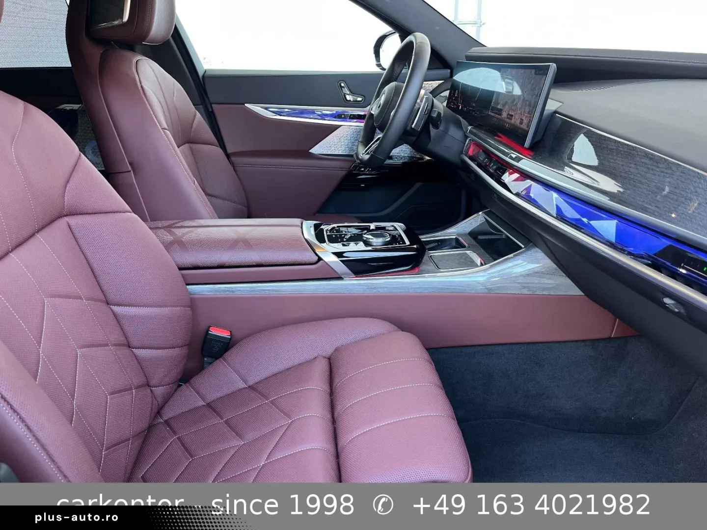 BMW 750e xDrive  FOND ENTERTAIN LOUNGE SEAT DIAMOND