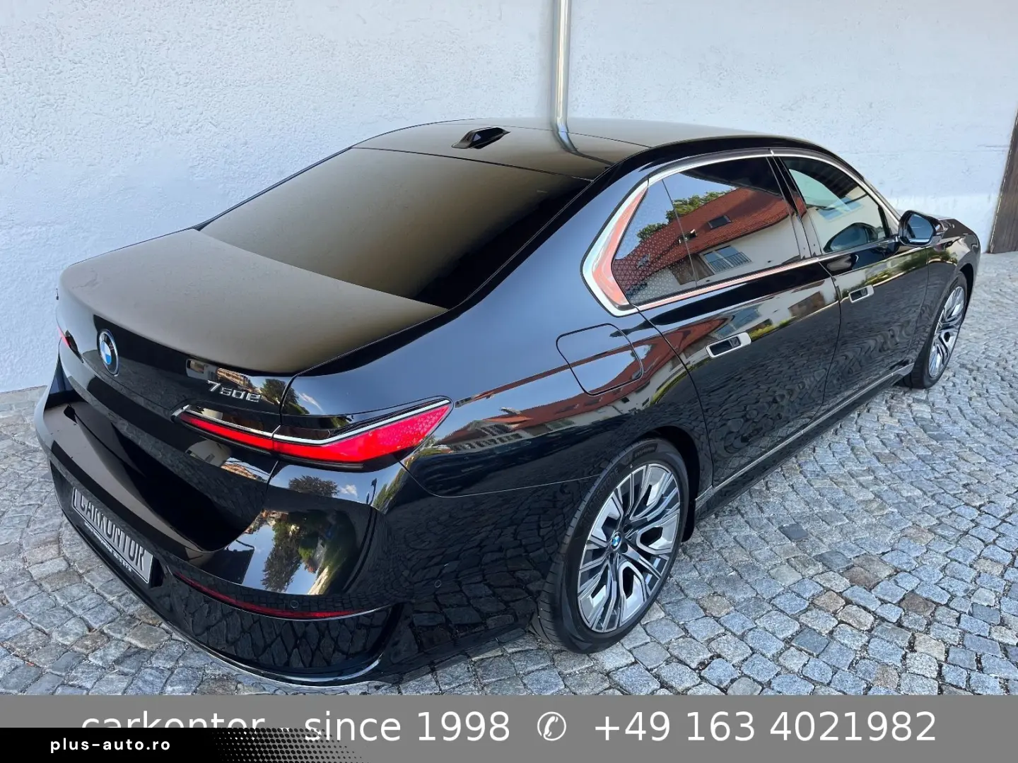 BMW 750e xDrive  FOND ENTERTAIN LOUNGE SEAT DIAMOND