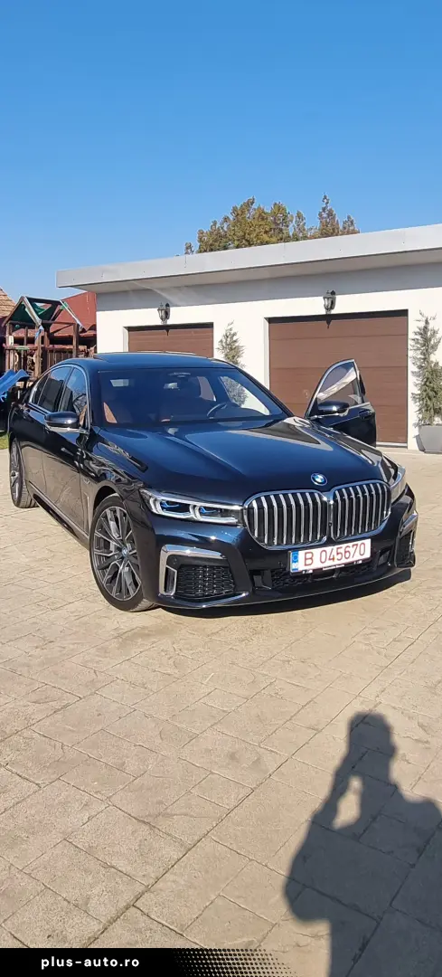BMW 745