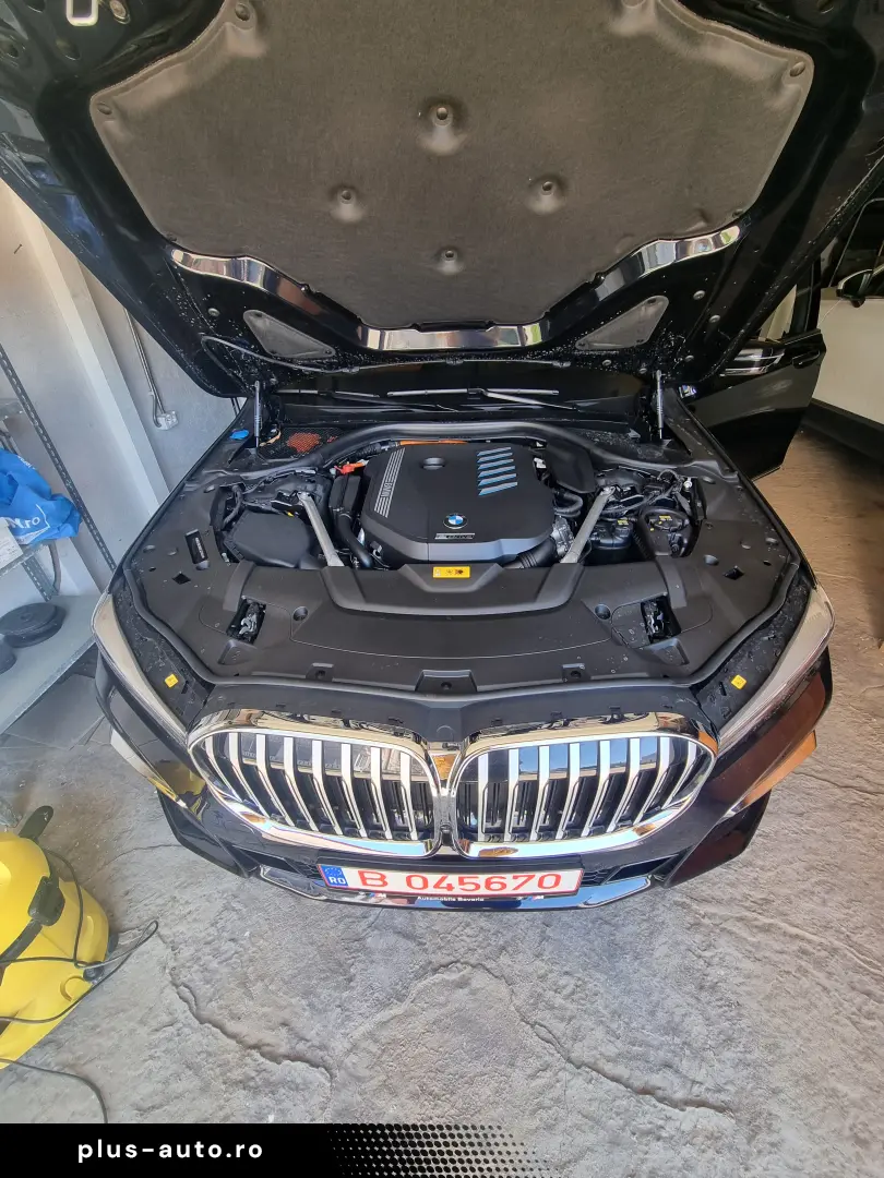 BMW 745